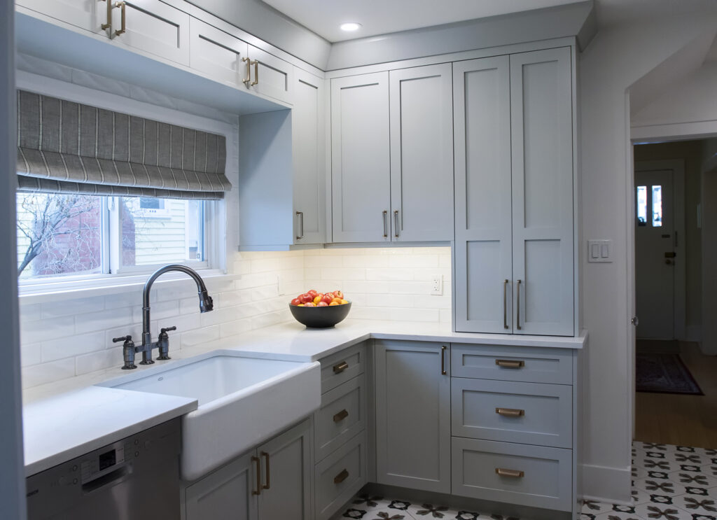Crescent Heights kitchen cabinets